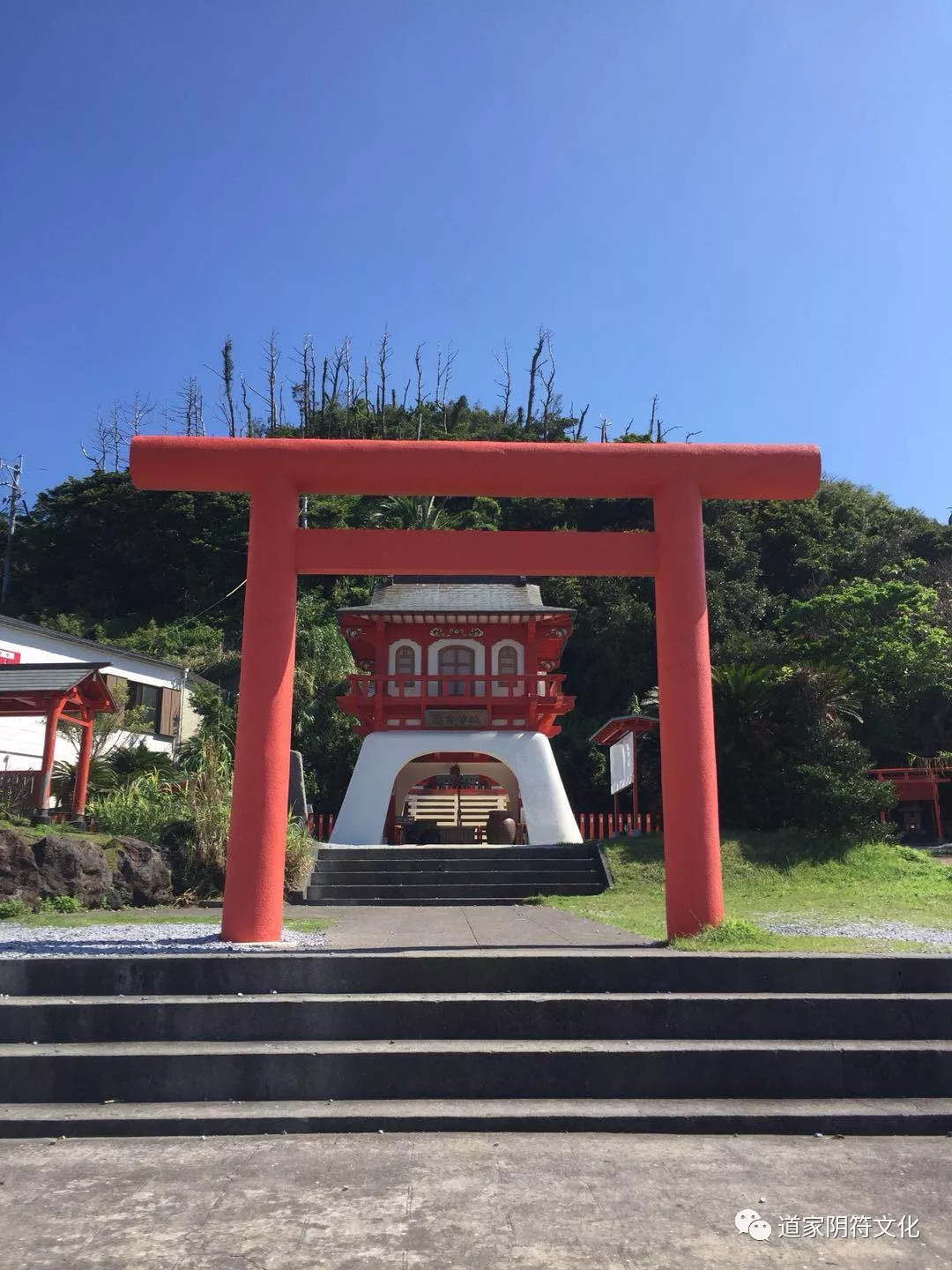 Eastern Journey: Kagoshima (6) — The Feng Shui of Ryugu Shrine